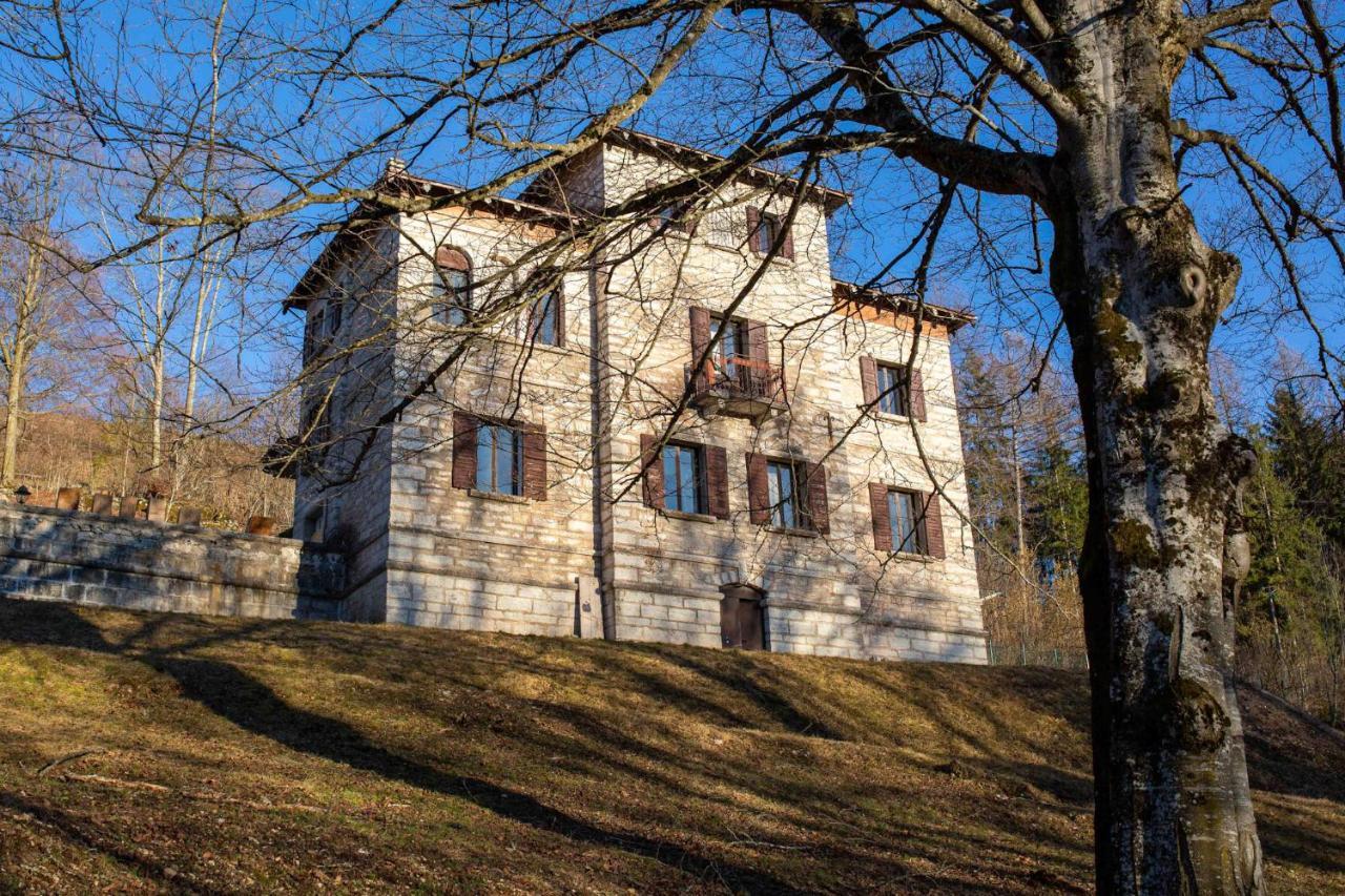 Giulio Mountain B&B Ala Esterno foto